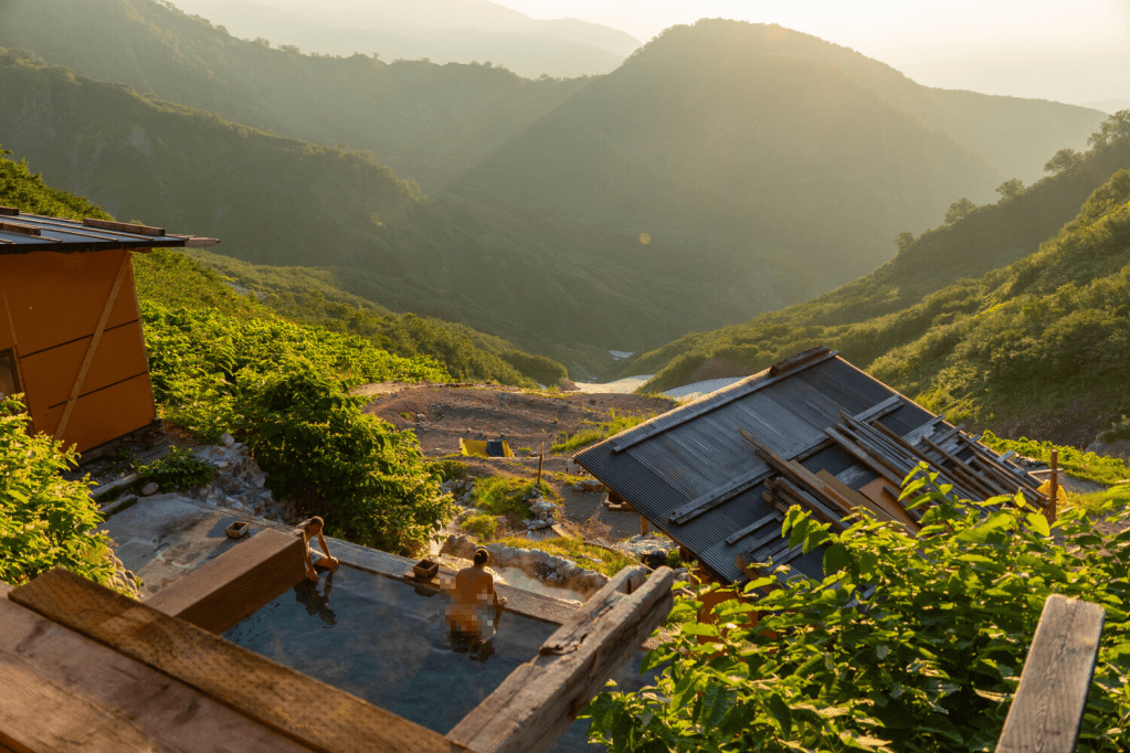 【日本】白馬三山 自助攻略懶人包｜冰與火 萬年雪下的高山秘湯：白馬鑓溫泉、大雪溪 3天行程(下)